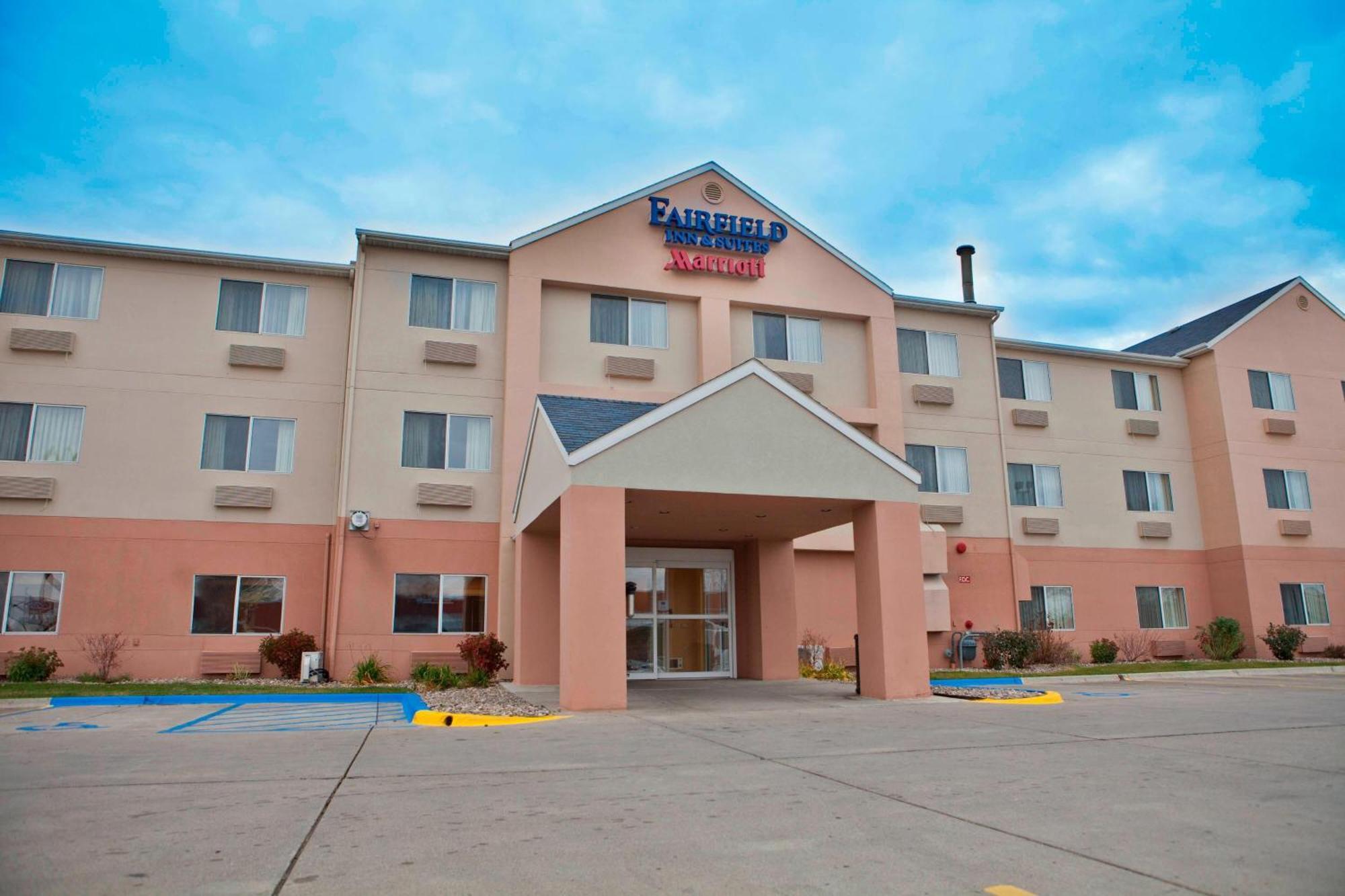 Fairfield Inn & Suites Bismarck South Zewnętrze zdjęcie